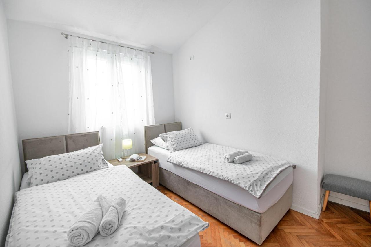 Apartments Villa Luce Makarska Exteriör bild
