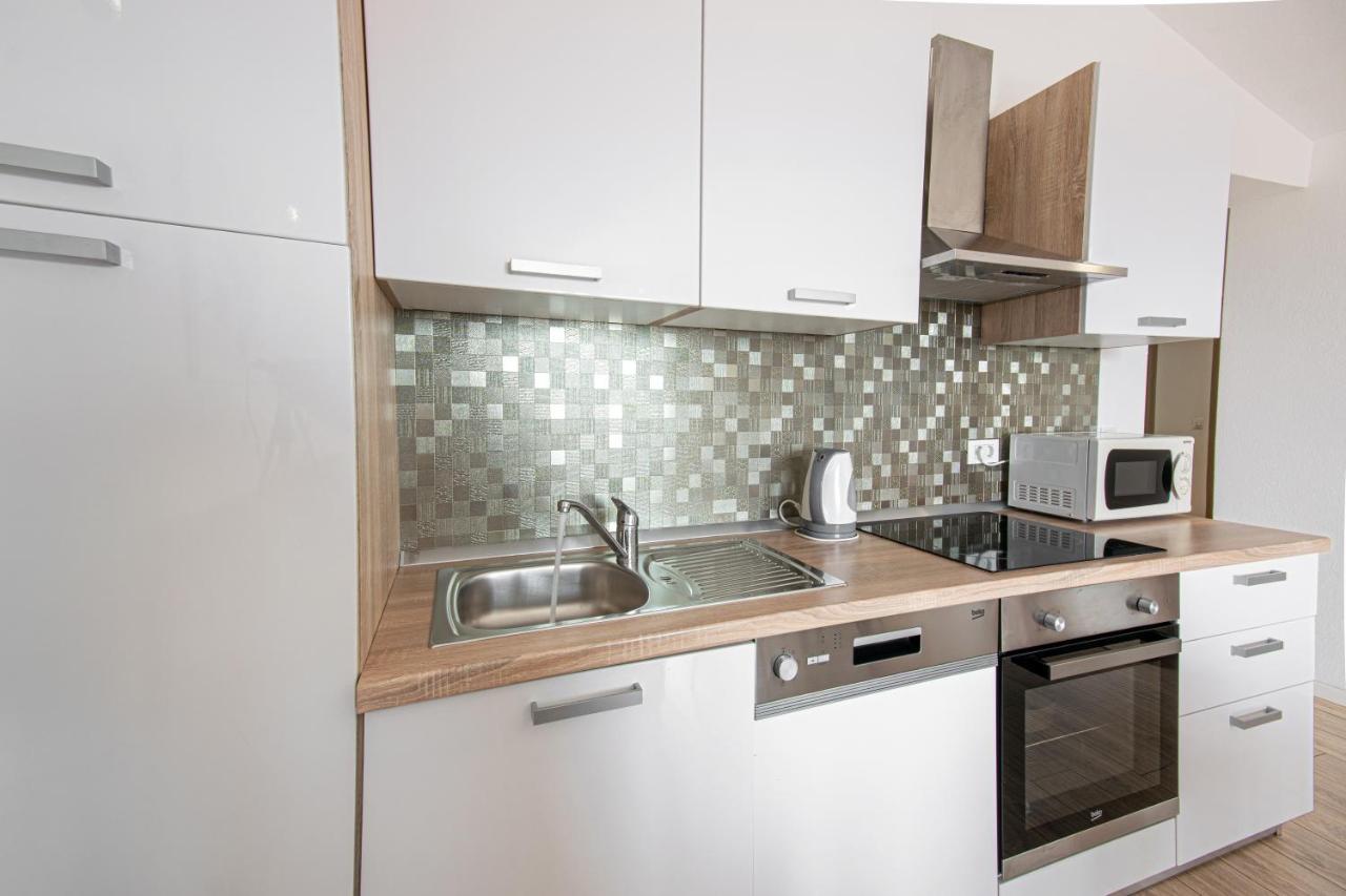 Apartments Villa Luce Makarska Exteriör bild