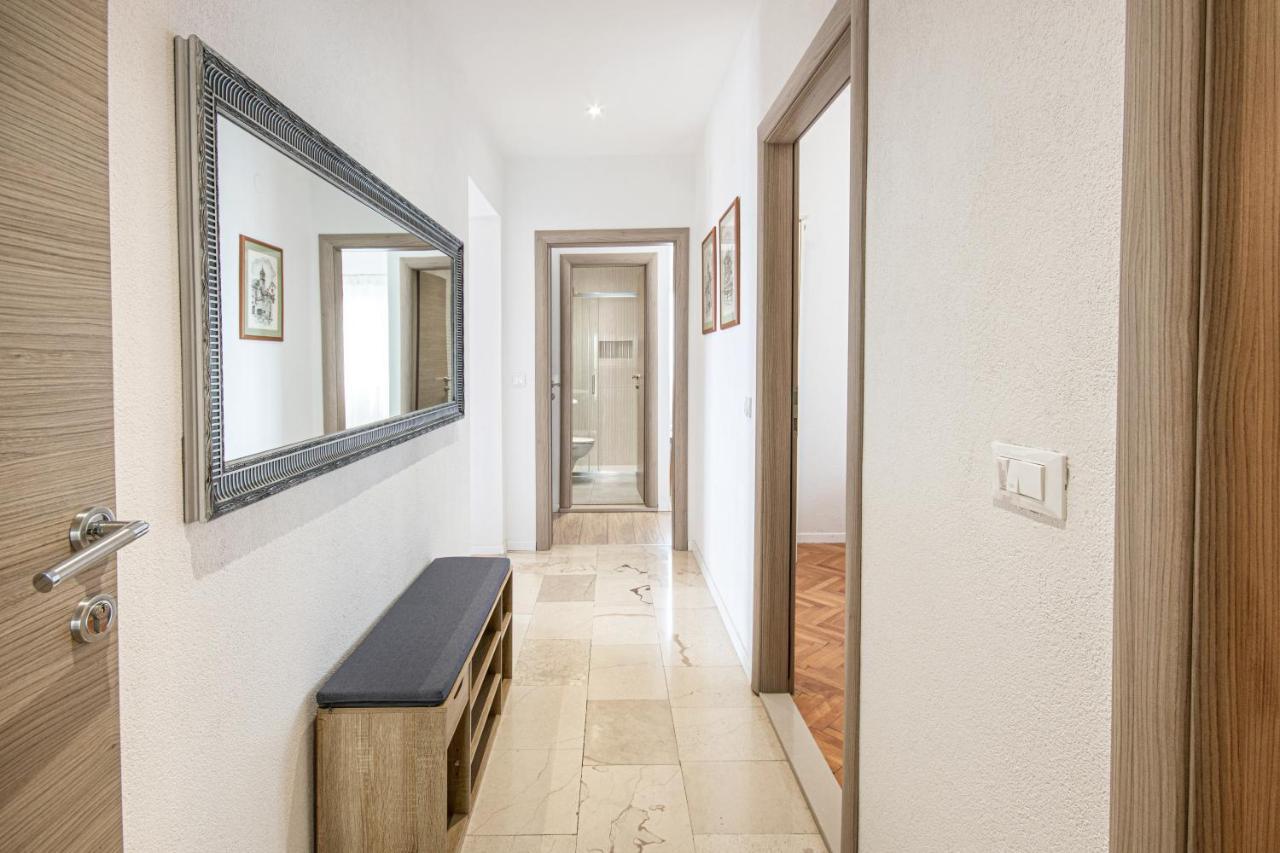 Apartments Villa Luce Makarska Exteriör bild