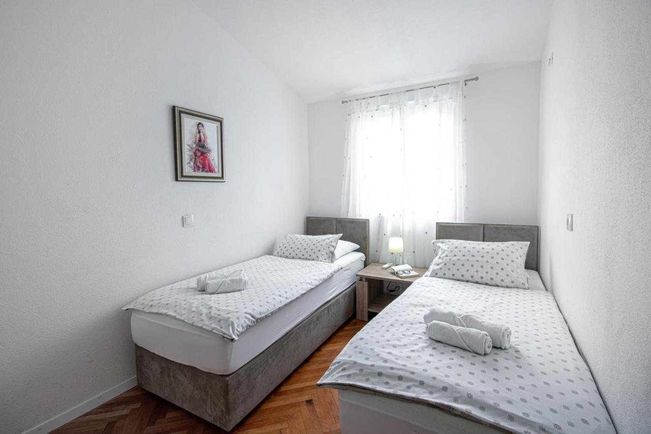 Apartments Villa Luce Makarska Exteriör bild