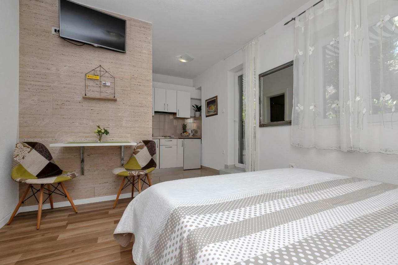 Apartments Villa Luce Makarska Exteriör bild